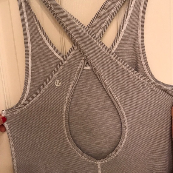 RARE‼️ lululemon dress - Picture 5 of 5